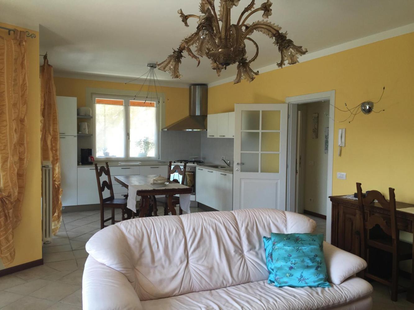 Casa Erica Apartment กันโนบีโอ ภายนอก รูปภาพ